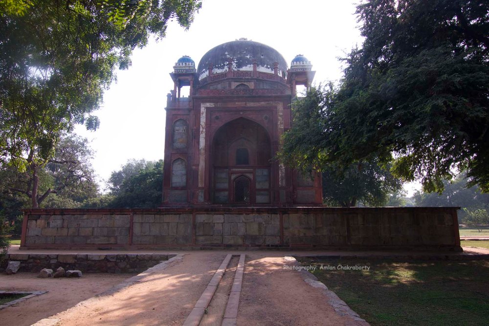 7247a-barber2527s2btomb