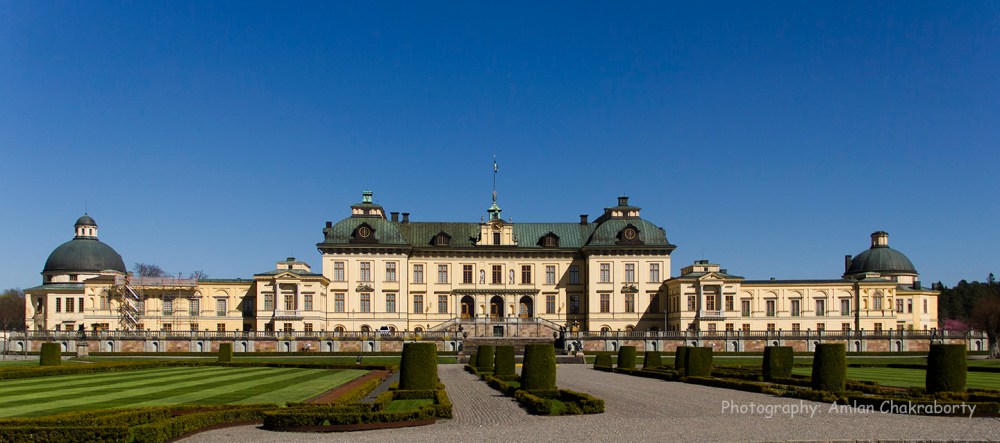 Drottingham Palace from west